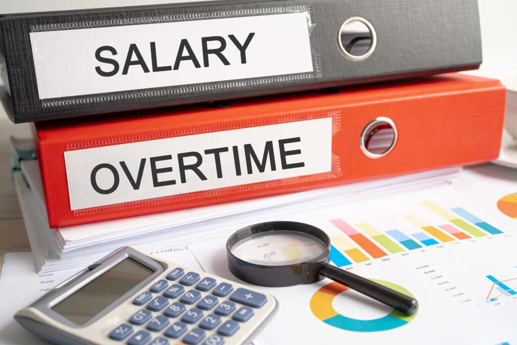 A detailed guide titled “Salary Compliance in Practice: Overtime, Allowances, and Part-Time Hours,” illustrating how UK sponsors manage pay structures, overtime, allowances, and part-time calculations under Skilled Worker salary compliance rules.